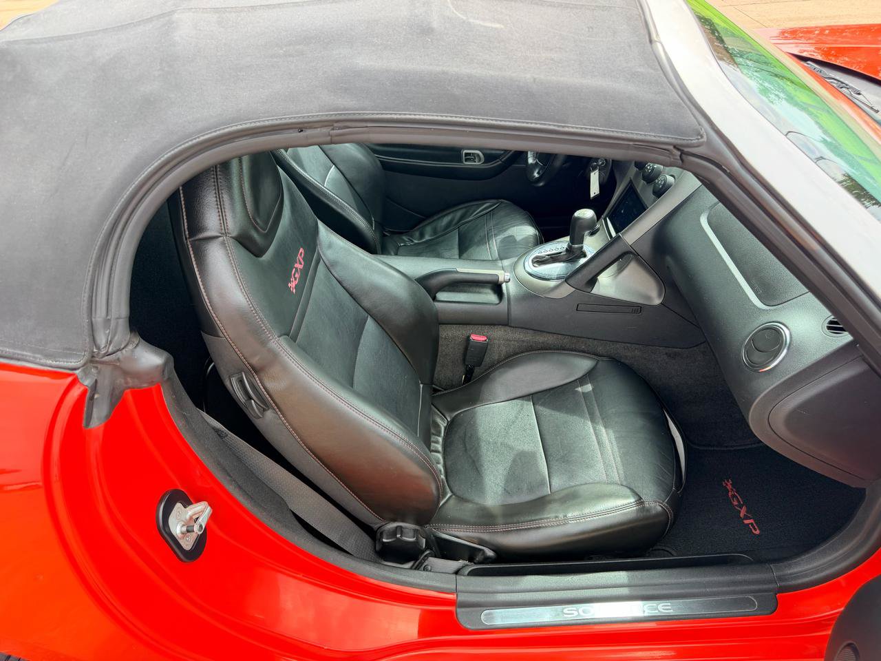 Used 2008 Pontiac Solstice GXP w/ Premium Package RWD image 19