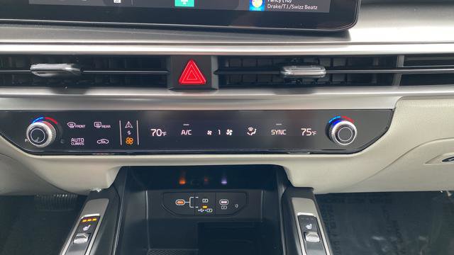 New 2026 Kia Sorento EX AWD/4WD image 18