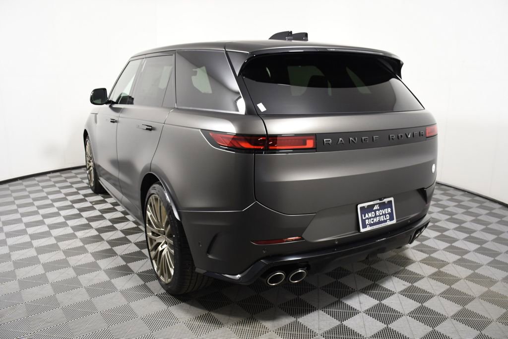 Used 2025 Land Rover Range Rover Sport SV Edition Two image 4