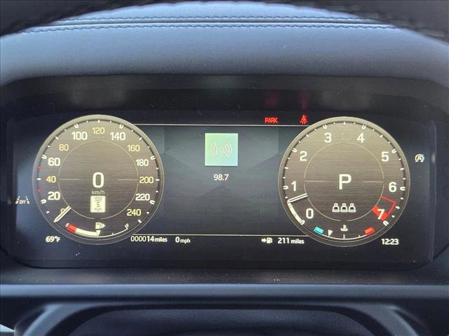 New 2026 Land Rover Defender 110 X-Dynamic SE image 11