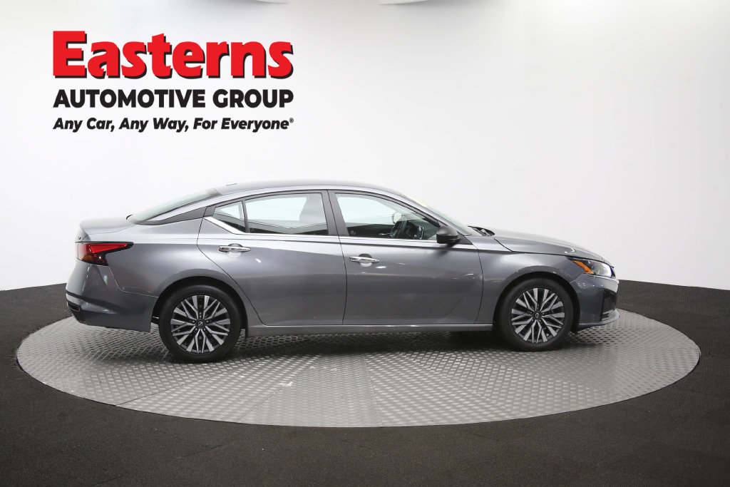 Used 2024 Nissan Altima 2.5 SV FWD image 47