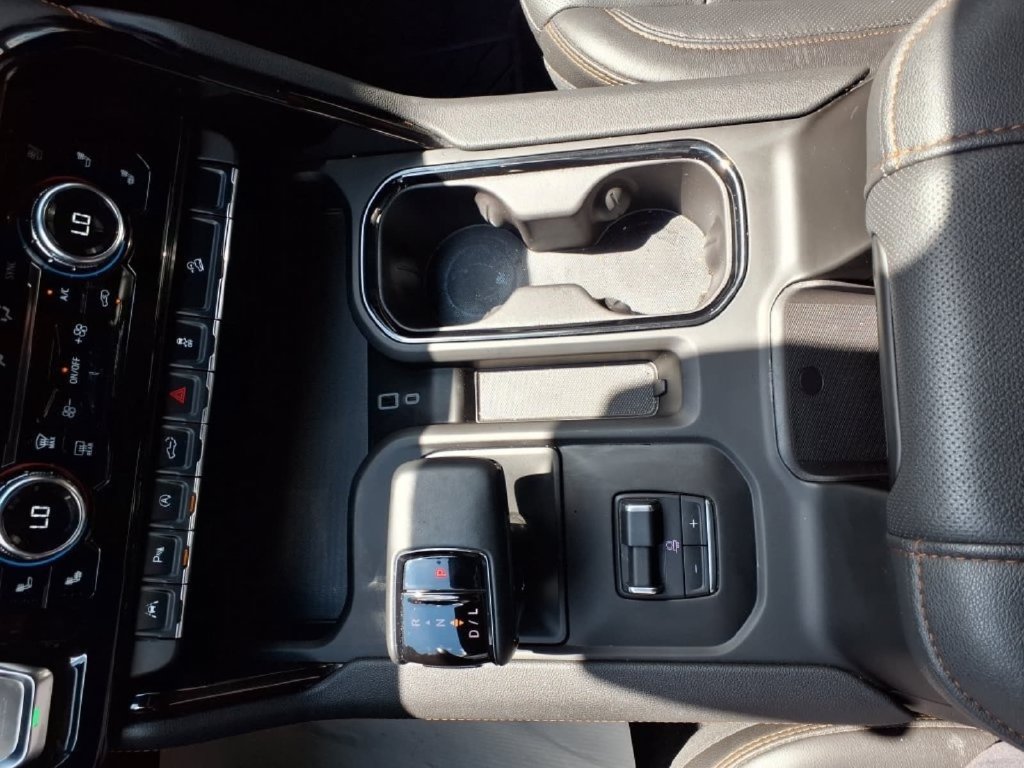 Used 2025 GMC Sierra 1500 AT4 w/ AT4 Premium Package AWD/4WD image 33