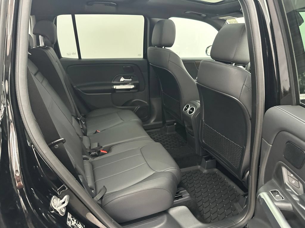 New 2026 Mercedes-Benz GLB 250 4MATIC image 23