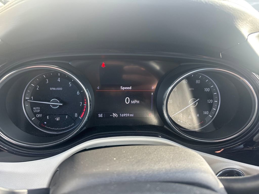Used 2023 Buick Encore GX Select image 19