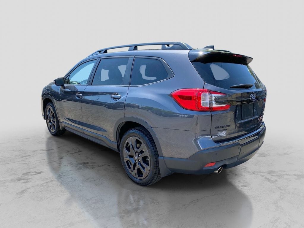 Certified 2023 Subaru Ascent Onyx Edition AWD/4WD image 3