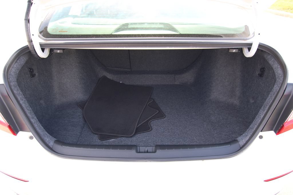 Used 2022 Honda Accord Sport image 12