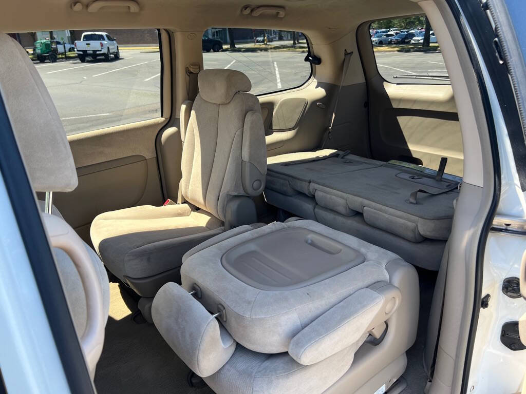 Used 2006 Kia Sedona EX FWD image 12