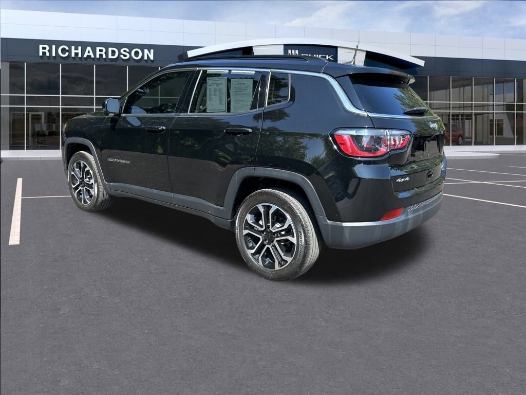 Used 2022 Jeep Compass Limited image 3