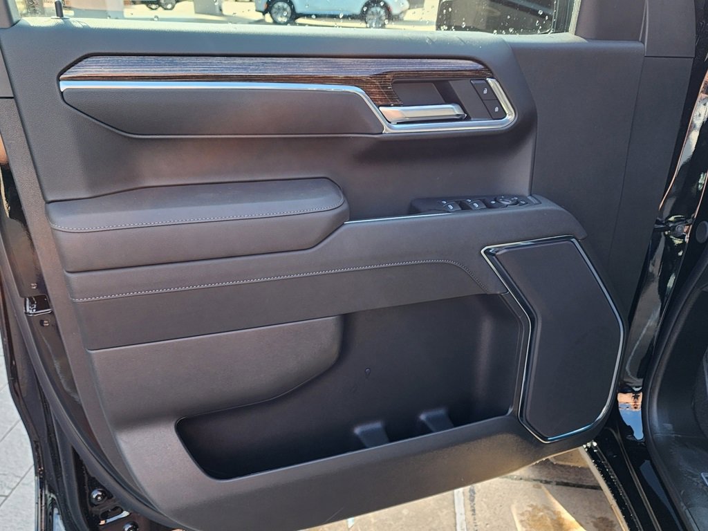 New 2026 GMC Sierra 1500 Elevation image 14