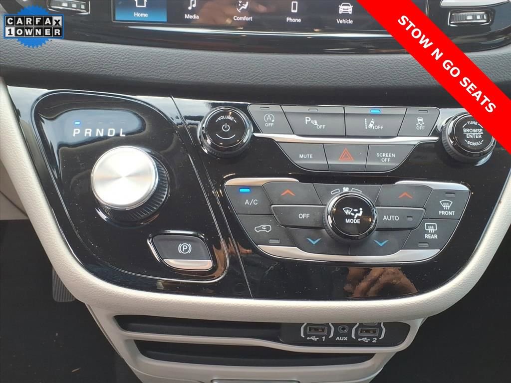 Used 2024 Chrysler Pacifica Touring-L image 20