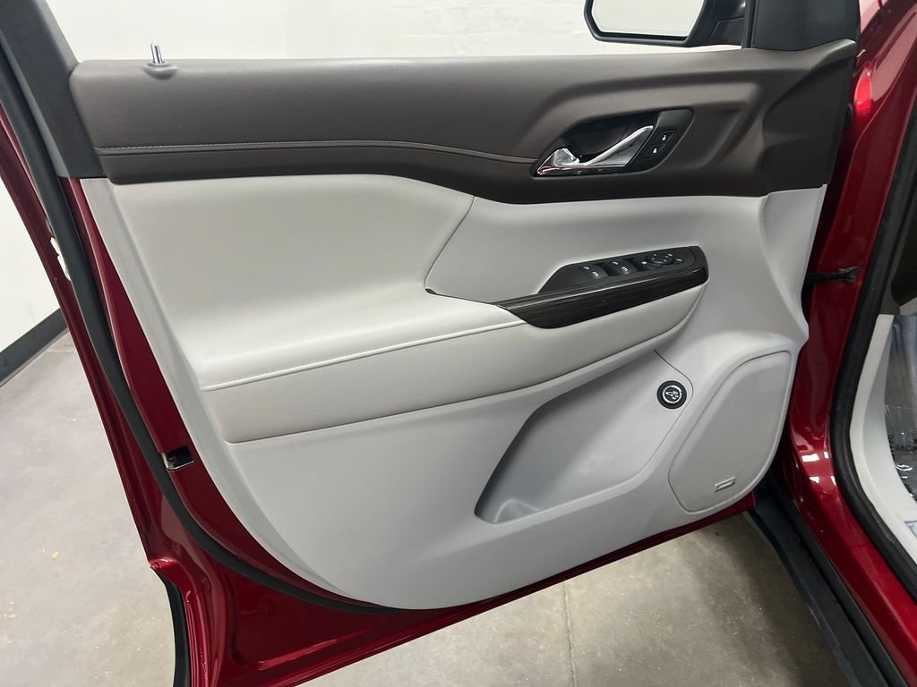 Used 2019 GMC Acadia SLT FWD image 12