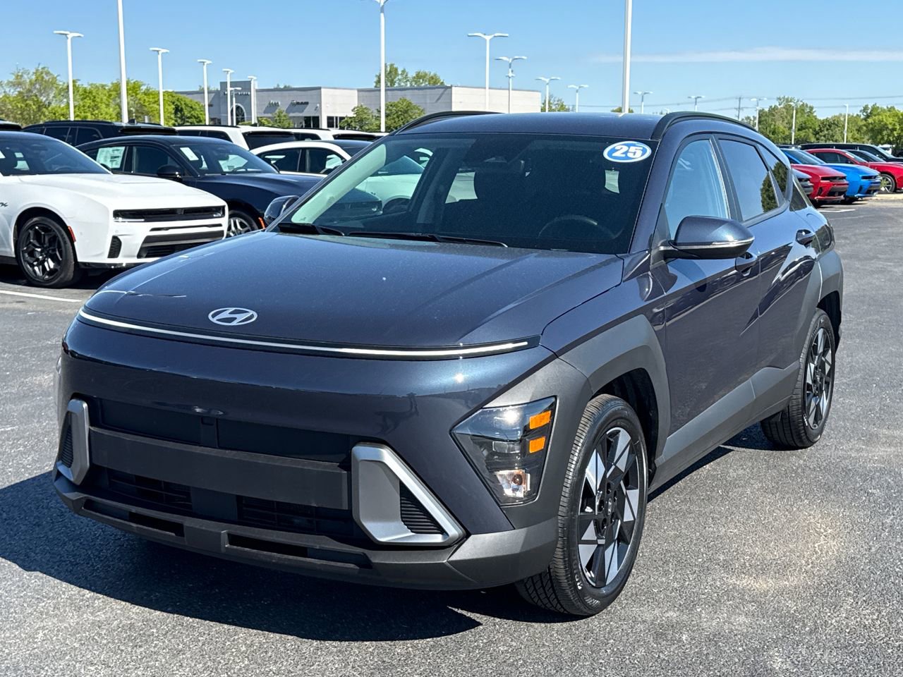 Used 2025 Hyundai Kona SEL FWD image 6