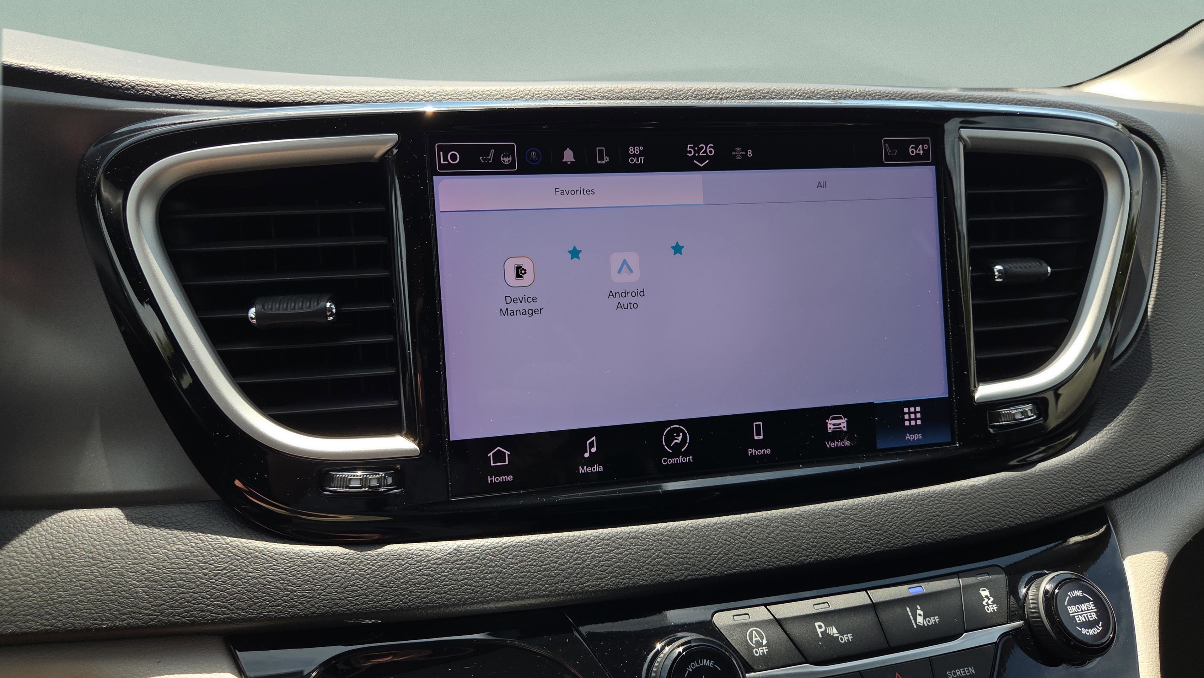 Used 2024 Chrysler Pacifica Touring-L FWD image 23