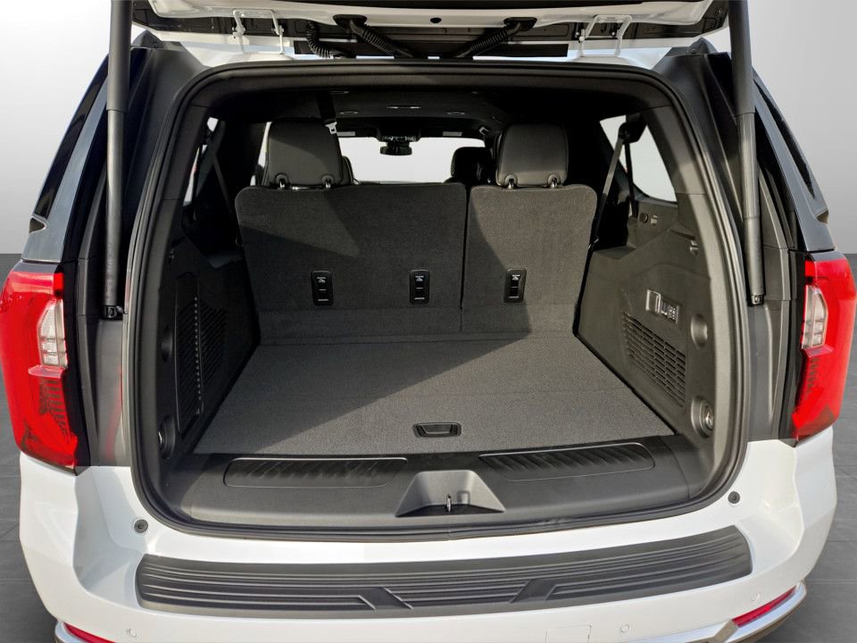 New 2026 GMC Yukon XL Elevation image 33