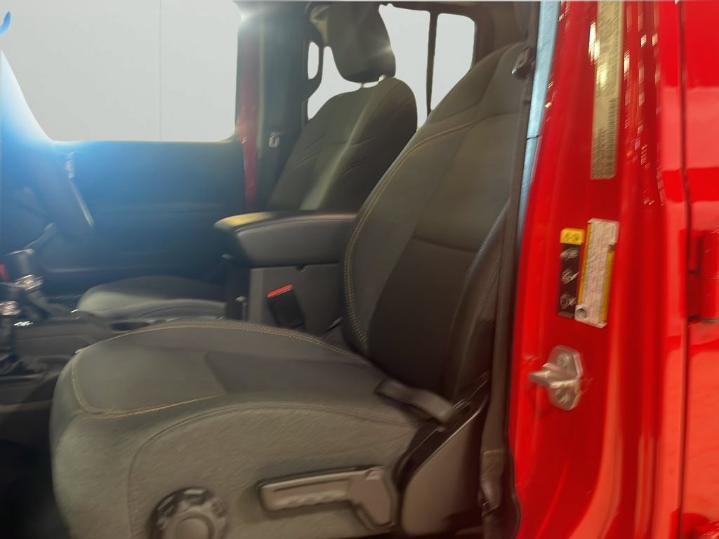 Used 2025 Jeep Wrangler Unlimited Sport S 4xe AWD/4WD image 14