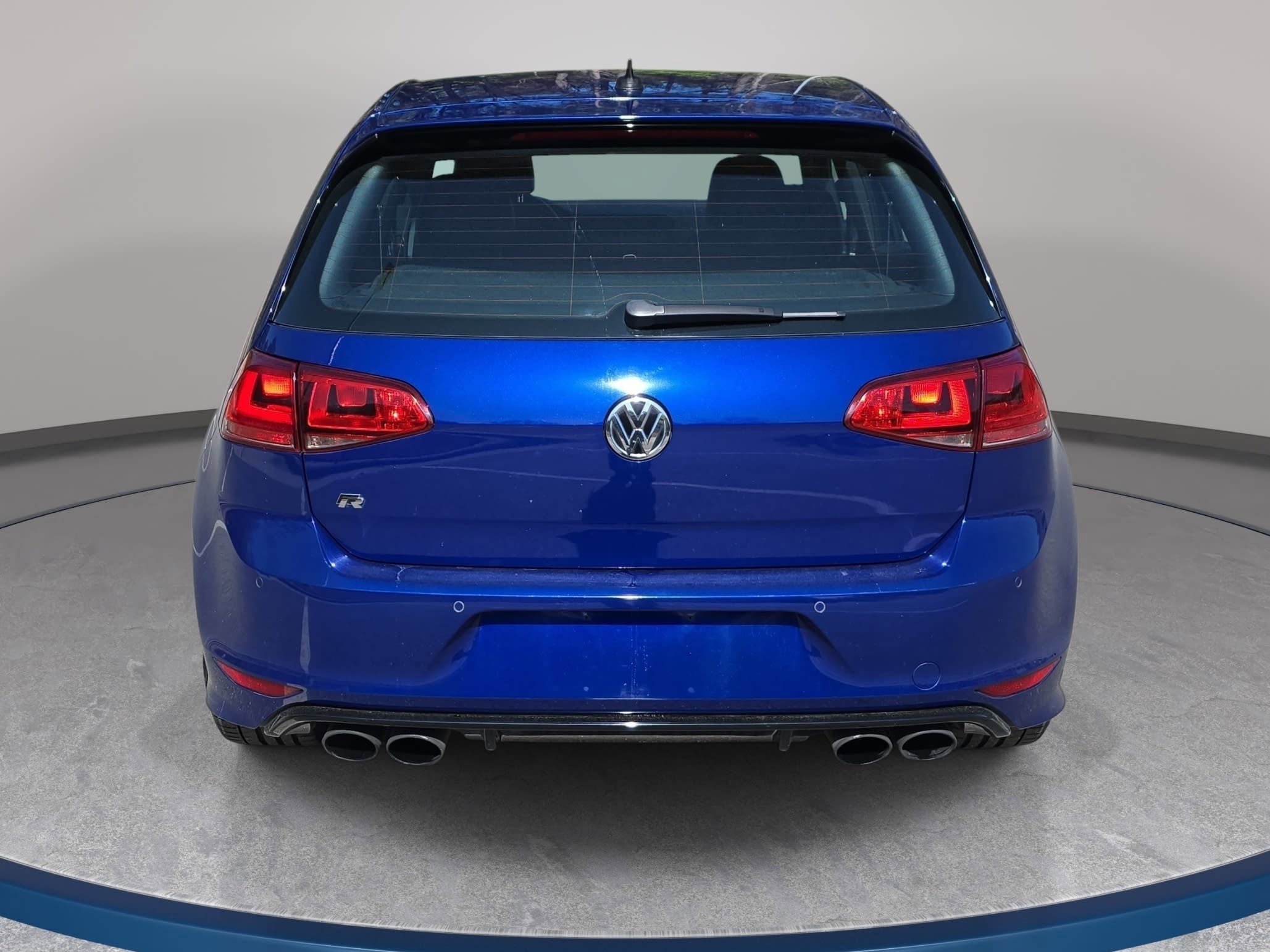 Used 2015 Volkswagen Golf R 4-Door AWD/4WD image 6