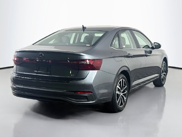 New 2027 Volkswagen Jetta SE FWD image 7
