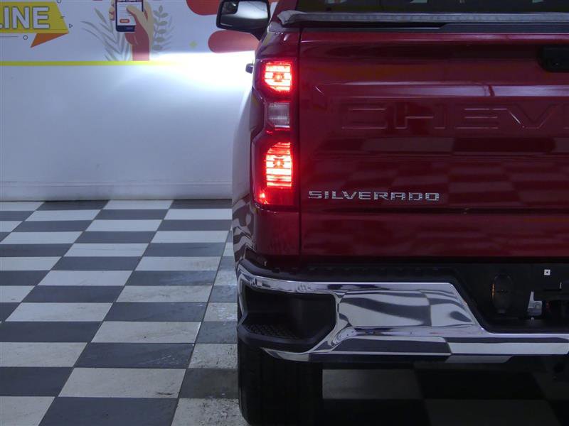 Used 2024 Chevrolet Silverado 1500 LT image 32