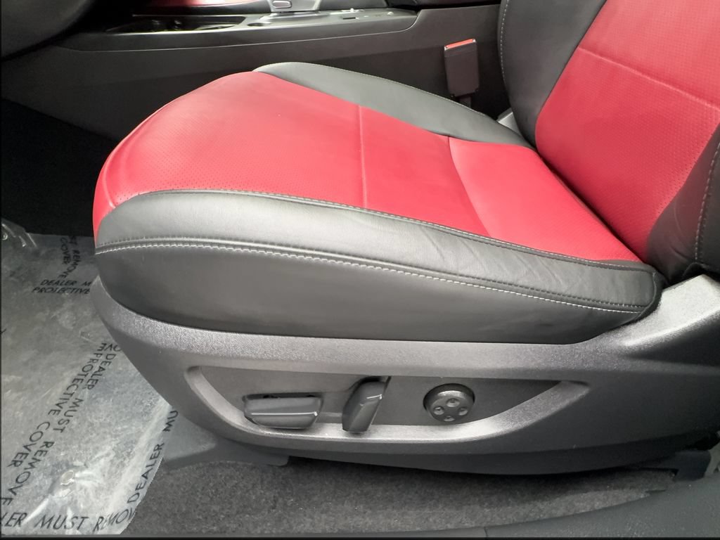 Used 2025 INFINITI QX50 Sport AWD/4WD image 24