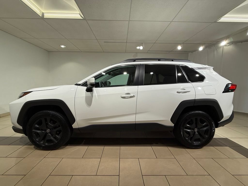Used 2024 Toyota RAV4 Adventure AWD/4WD image 2