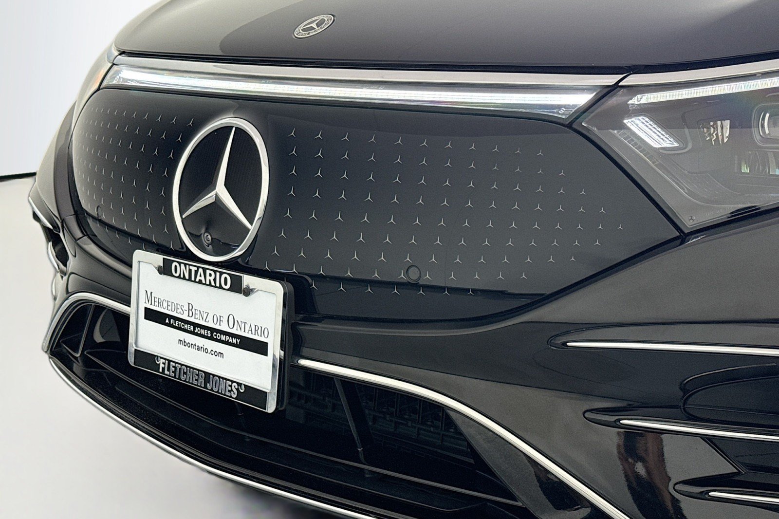 Used 2023 Mercedes-Benz EQS 580 4MATIC Sedan image 12