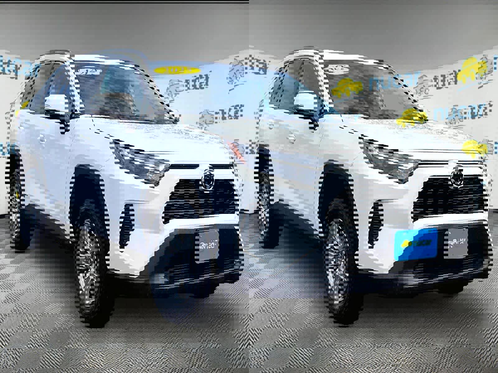 Used 2025 Toyota RAV4 XLE image 1