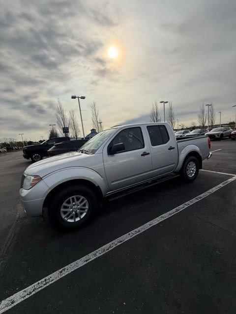 Used 2016 Nissan Frontier SV w/ SV Value Truck Package image 18