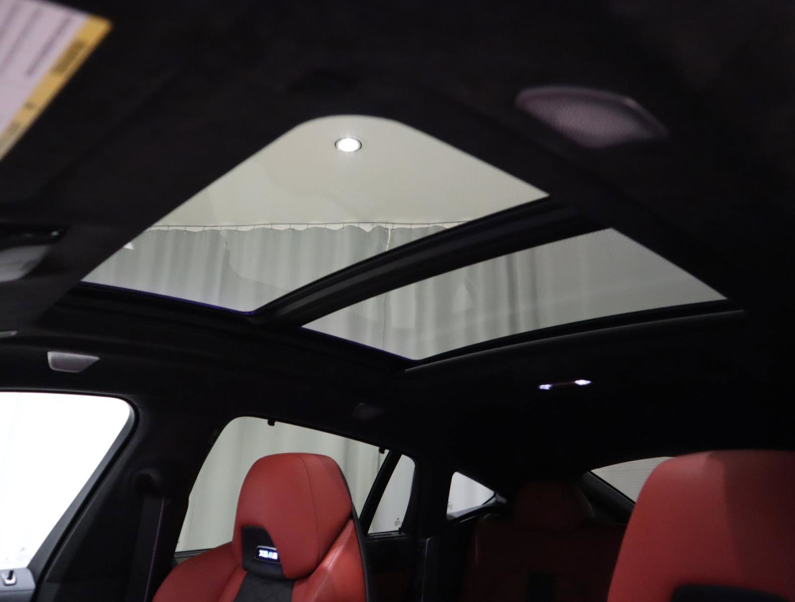 Used 2025 BMW X6 M Competition w/ Executive Package image 23