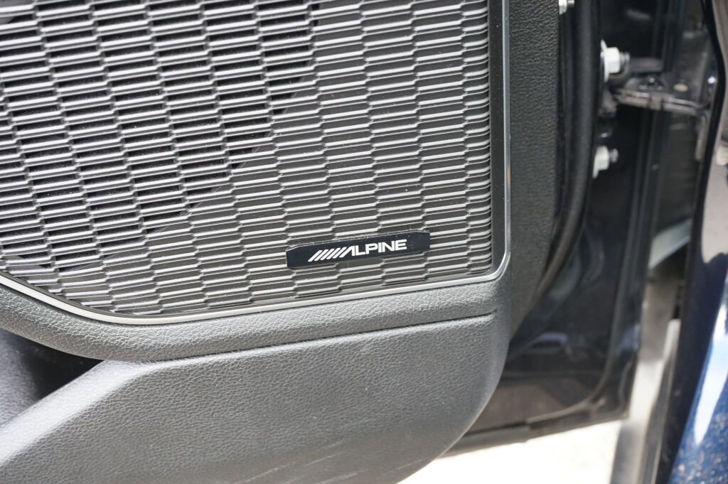 Used 2024 Jeep Grand Cherokee Limited 4xe w/ Trailer Tow Package image 17