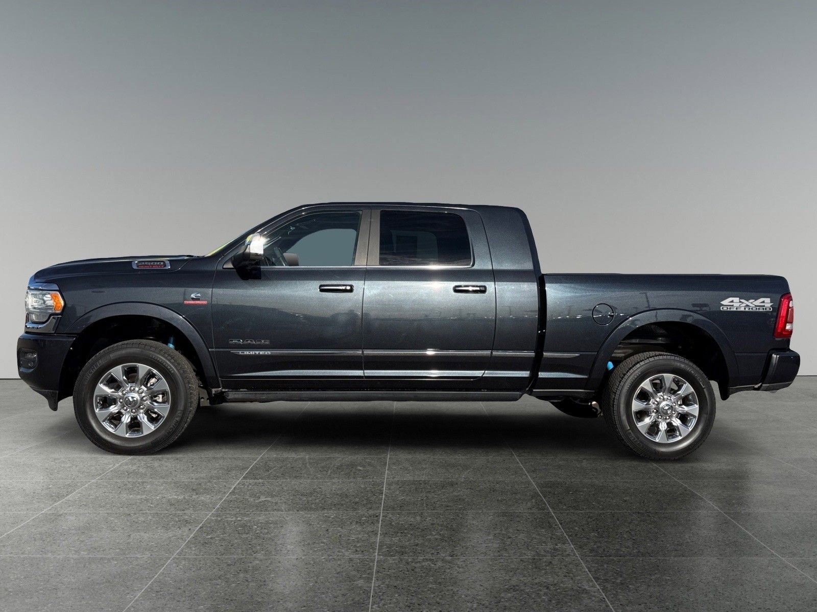 Used 2019 RAM 2500 Limited image 2