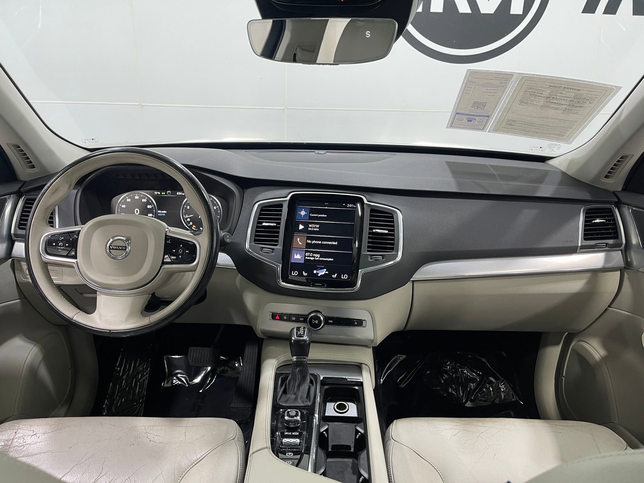 Used 2018 Volvo XC90 T5 Momentum w/ Convenience Package FWD image 19