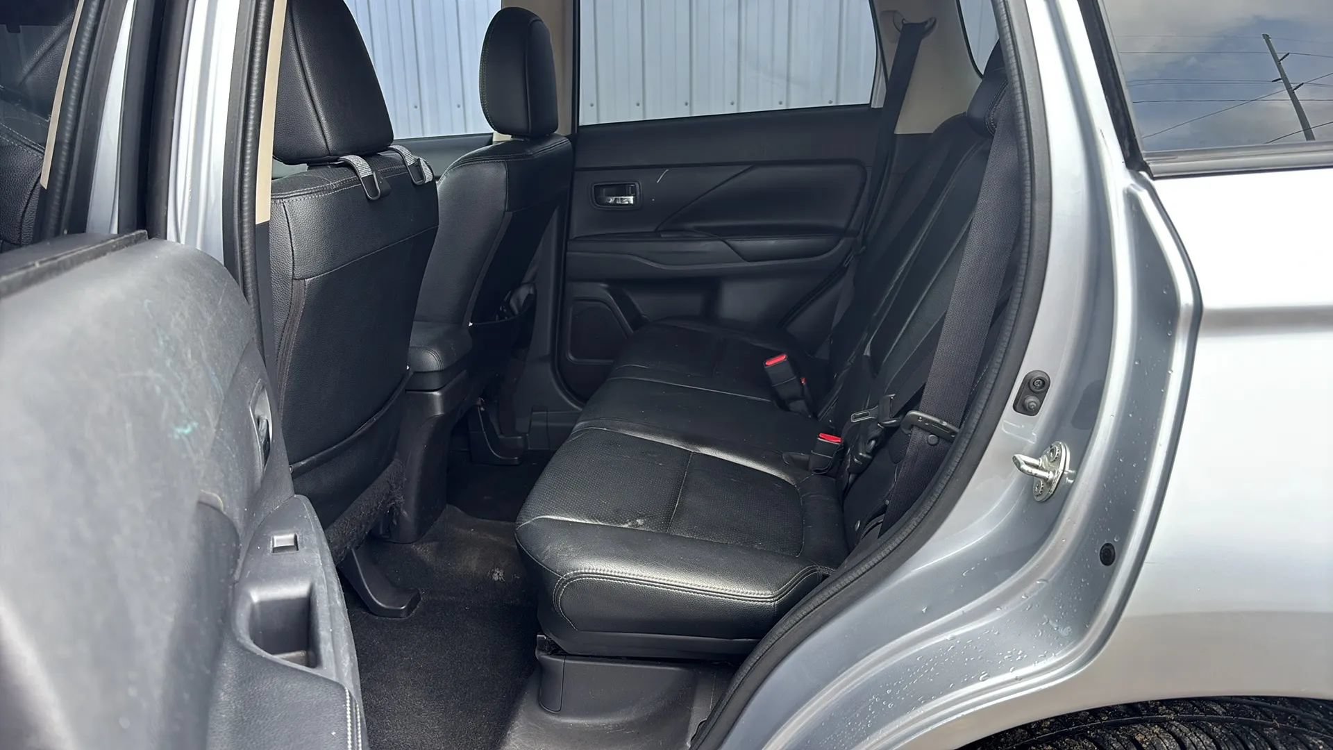 Used 2014 Mitsubishi Outlander SE FWD image 13