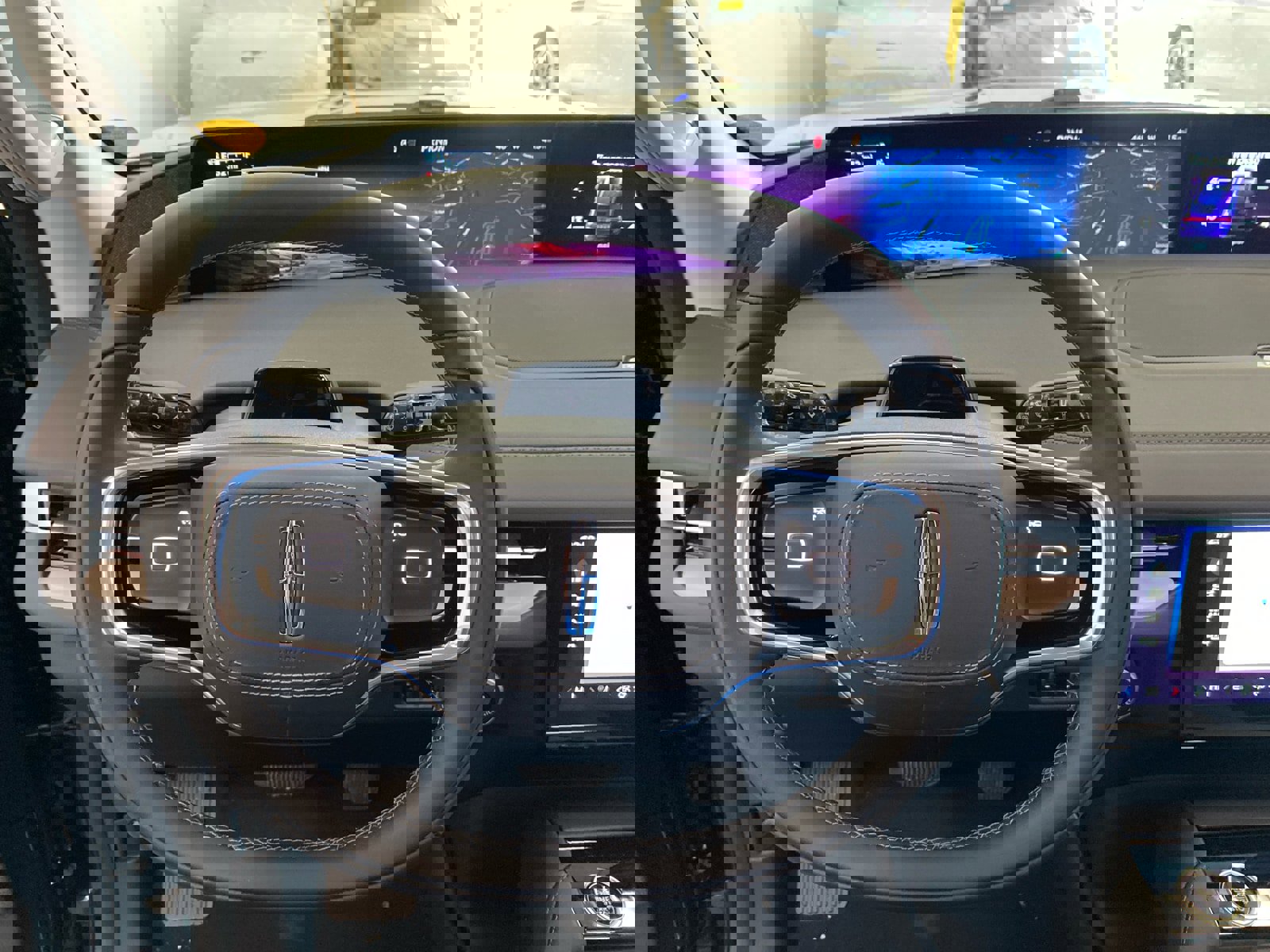 New 2026 Lincoln Navigator Reserve image 22