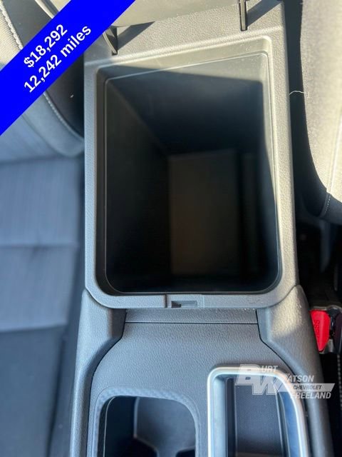 Used 2025 Nissan Sentra SV image 19