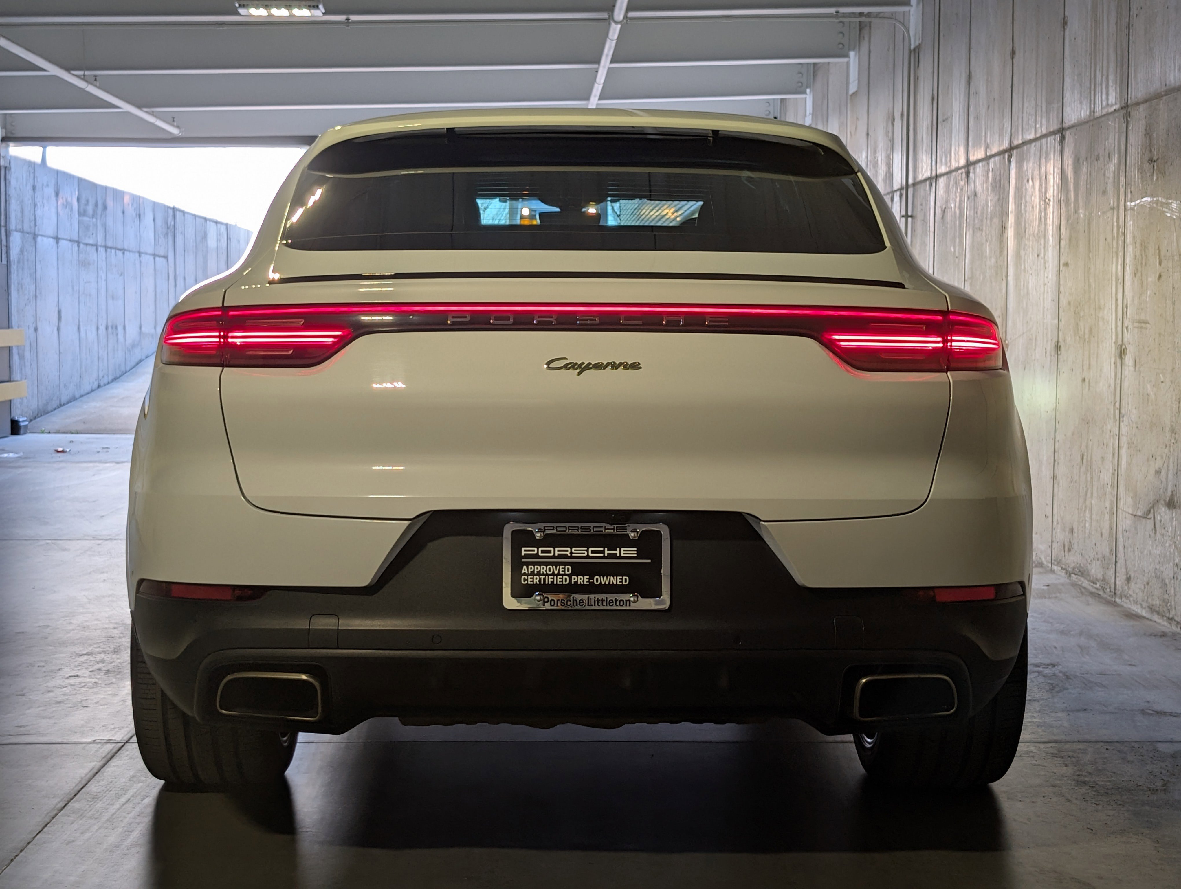 Certified 2022 Porsche Cayenne E-Hybrid image 8