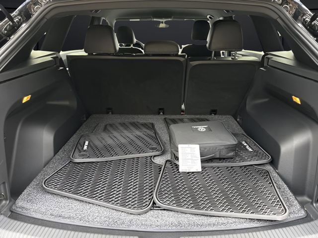 Used 2022 Volkswagen Atlas Cross Sport SE image 14