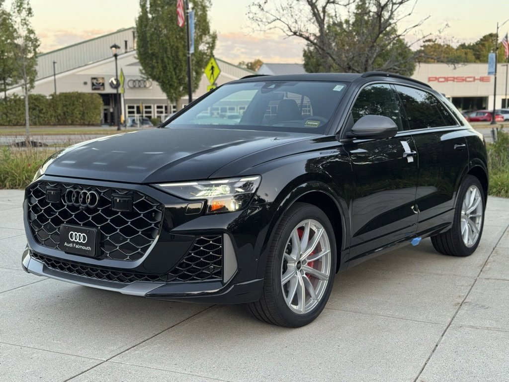 New 2025 Audi RS Q8 performance image 5