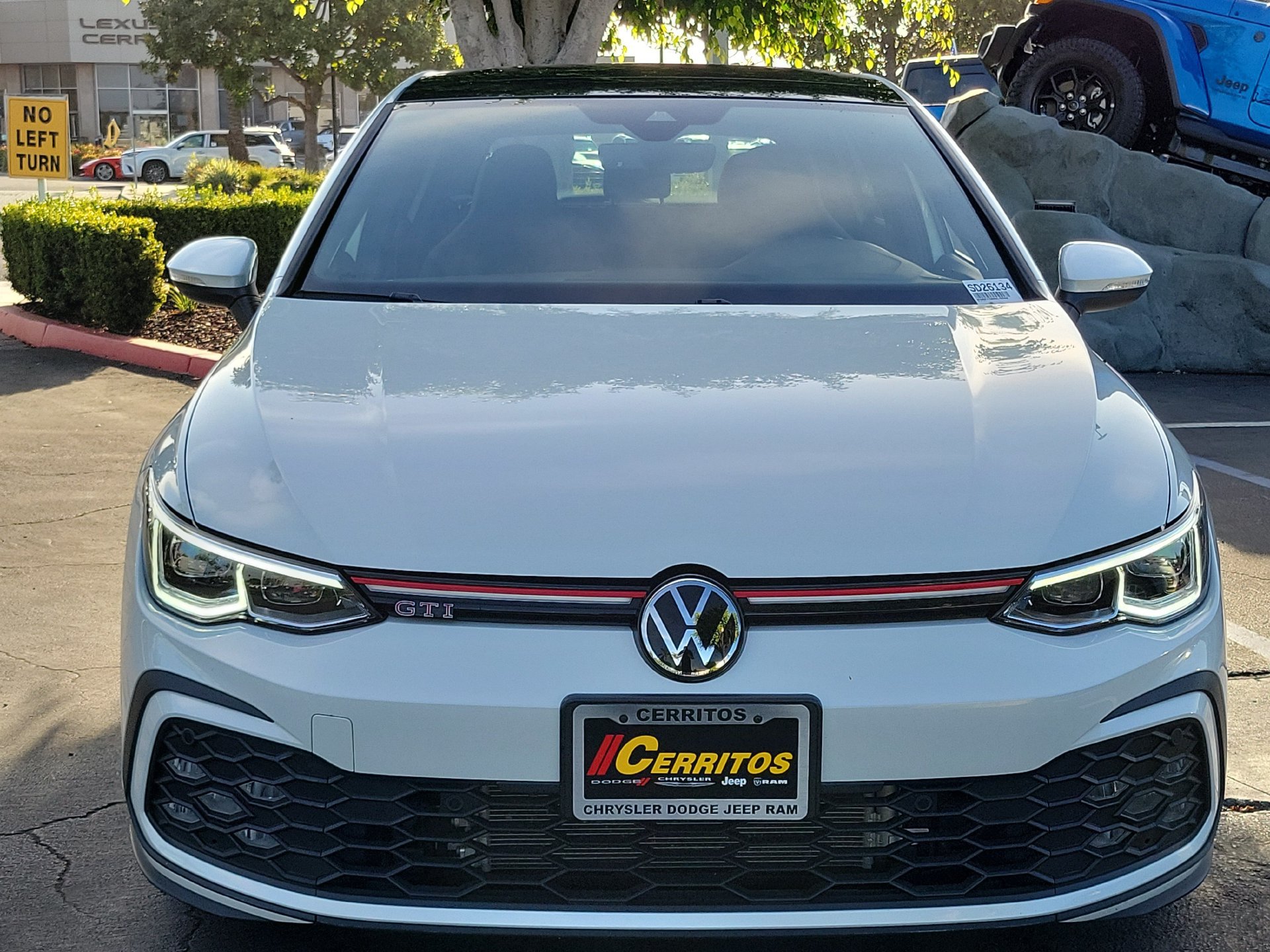 Used 2024 Volkswagen GTI SE FWD image 4
