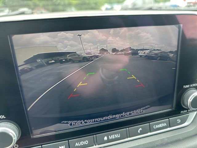 Used 2023 Nissan Rogue SV image 30