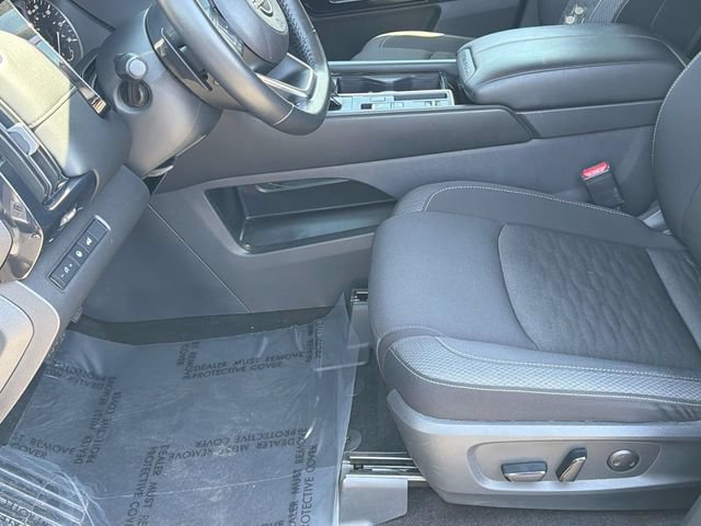 Certified 2025 Nissan Pathfinder SV FWD image 26