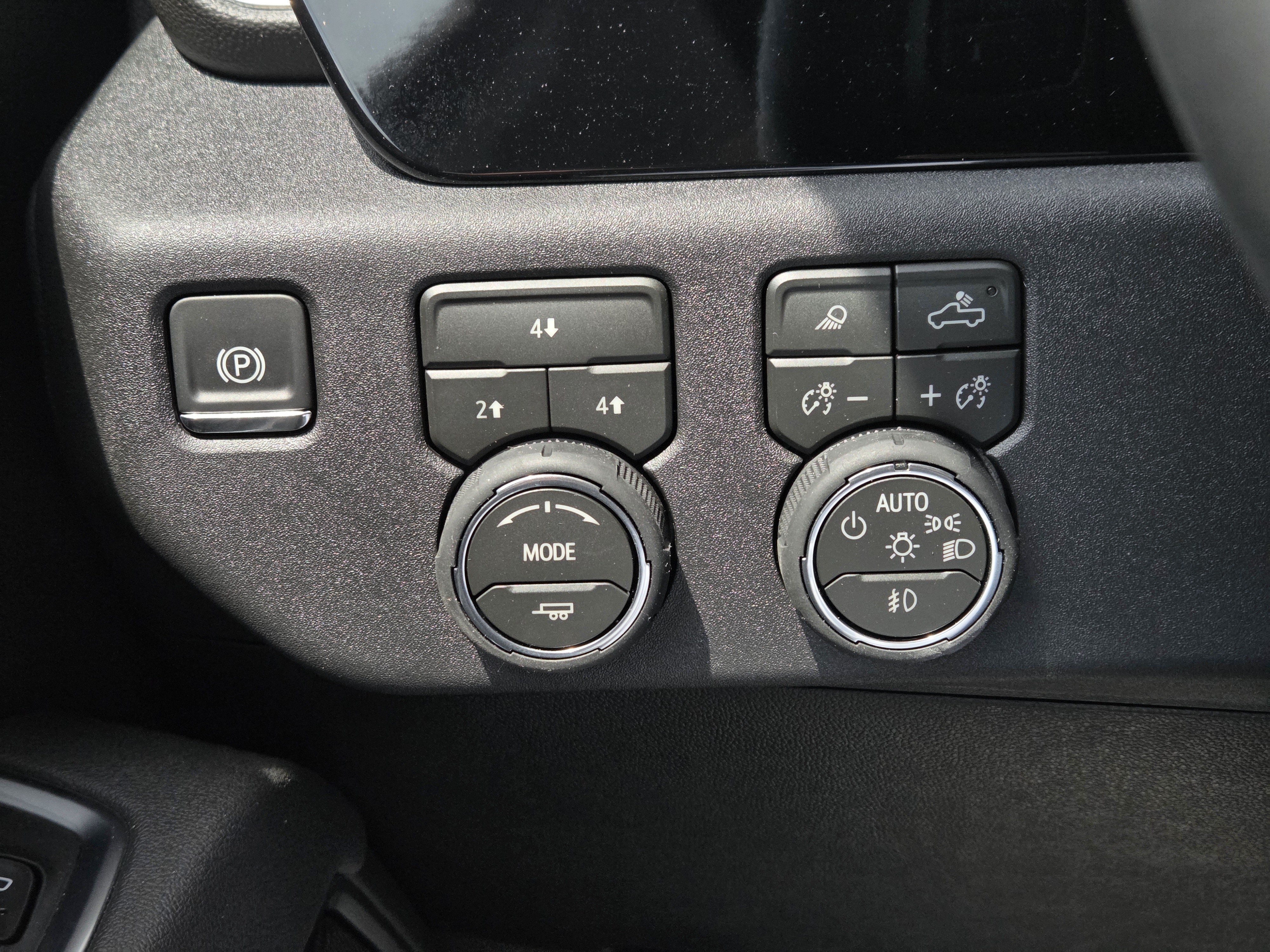 New 2026 Chevrolet Silverado 3500 LT w/ Safety Package AWD/4WD image 14