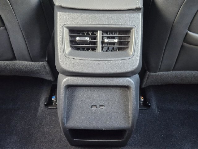Certified 2024 Chevrolet Equinox EV LT FWD image 19