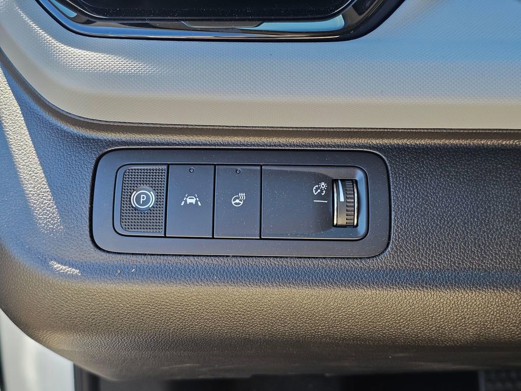 New 2027 Chevrolet Bolt LT w/ Comfort Package FWD image 23