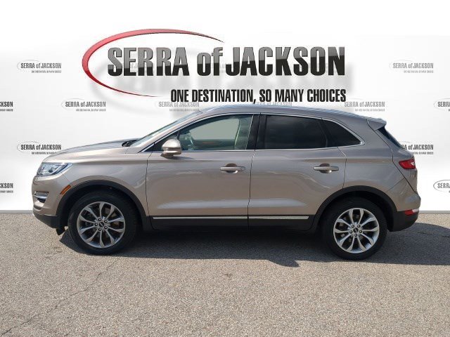 Used 2018 Lincoln MKC Select w/ Select Plus Package AWD/4WD image 5