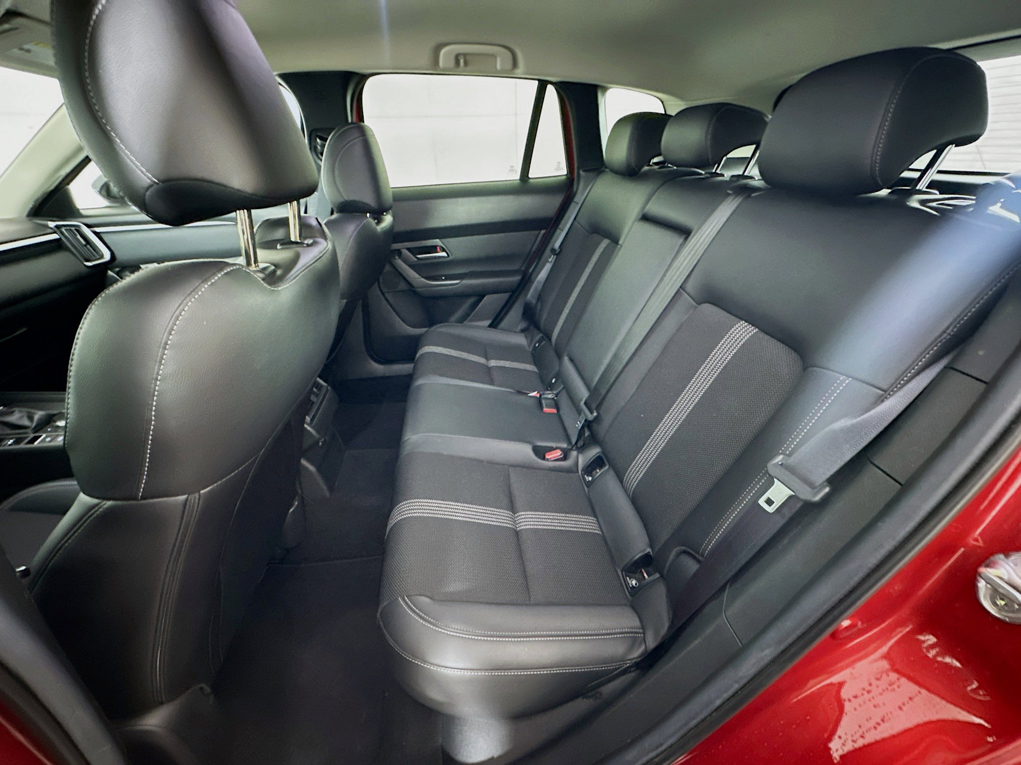 Used 2025 MAZDA CX-50 AWD 2.5 S w/ Preferred Package image 27