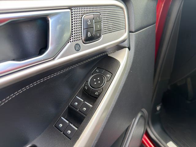 Certified 2020 Ford Explorer Limited w/ Class III Trailer Tow Package image 16