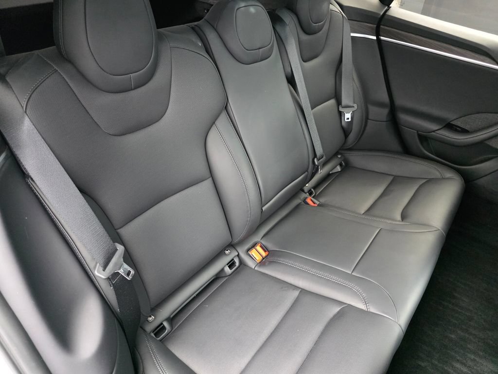 Used 2024 Tesla Model S AWD/4WD image 25