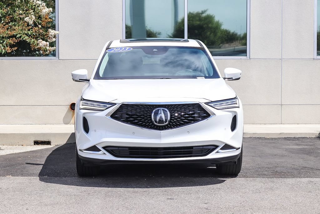 Used 2023 Acura MDX w/ Technology Package FWD image 2