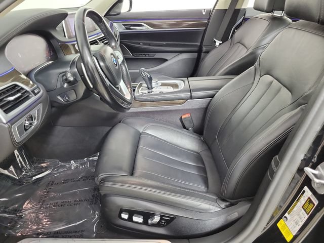 Used 2021 BMW 740i RWD image 19