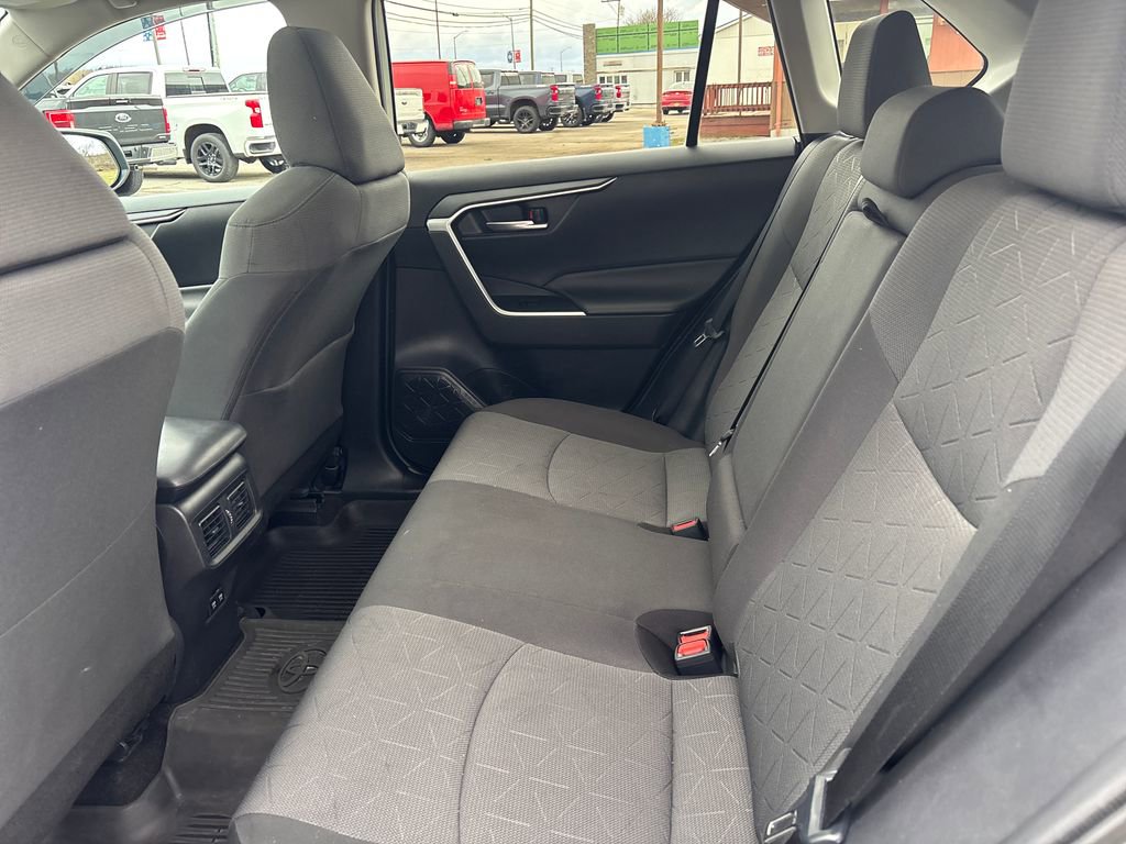 Used 2020 Toyota RAV4 XLE w/ Convenience Package image 34